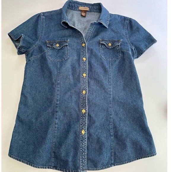 Denim Button-up Short Sleeve Shirt - Picture 4 of 6